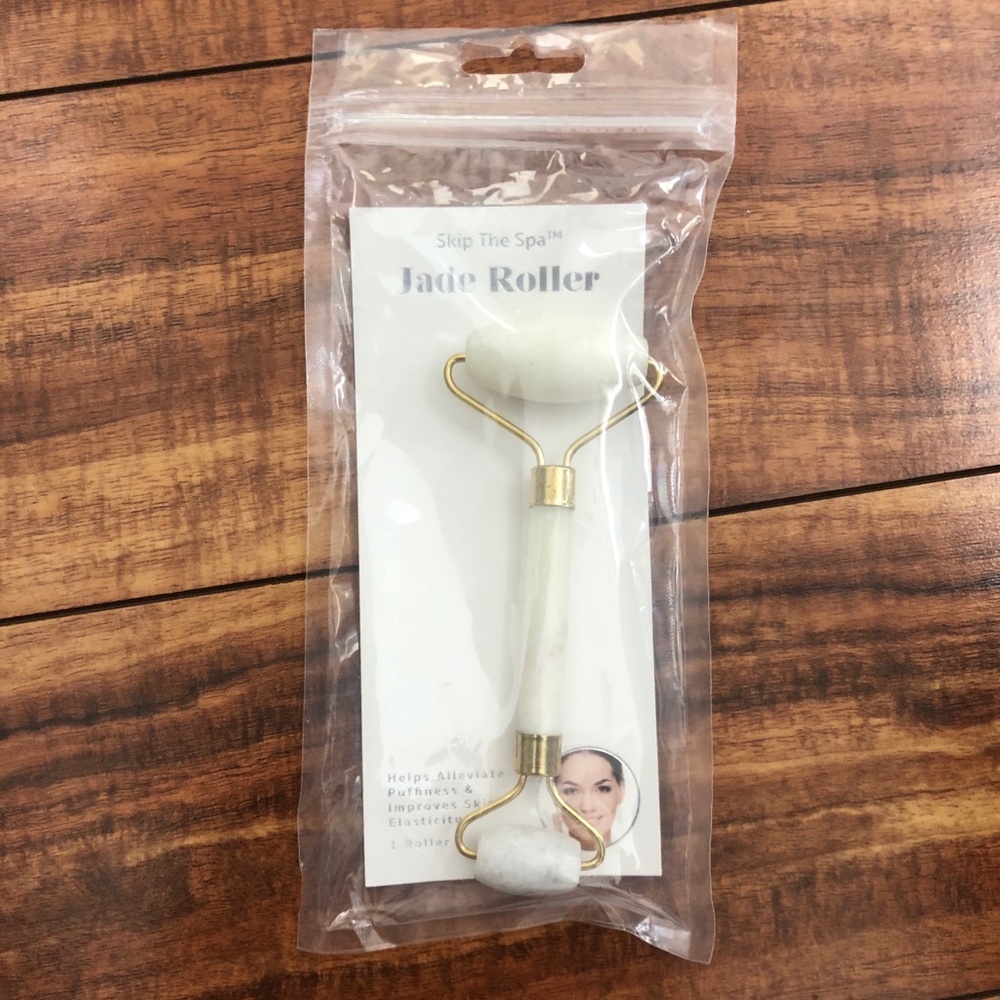 Jade face roller